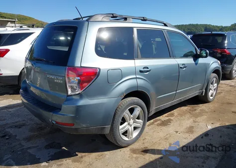 2010 Subaru Forester 2.5X Premium из США, поврежденный, VIN JF2SH6CC2AH729194